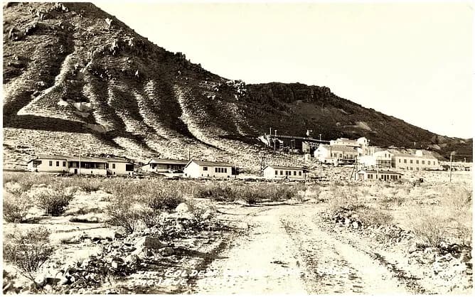 Soledad, Escondido Canyon, Ravena and Acton